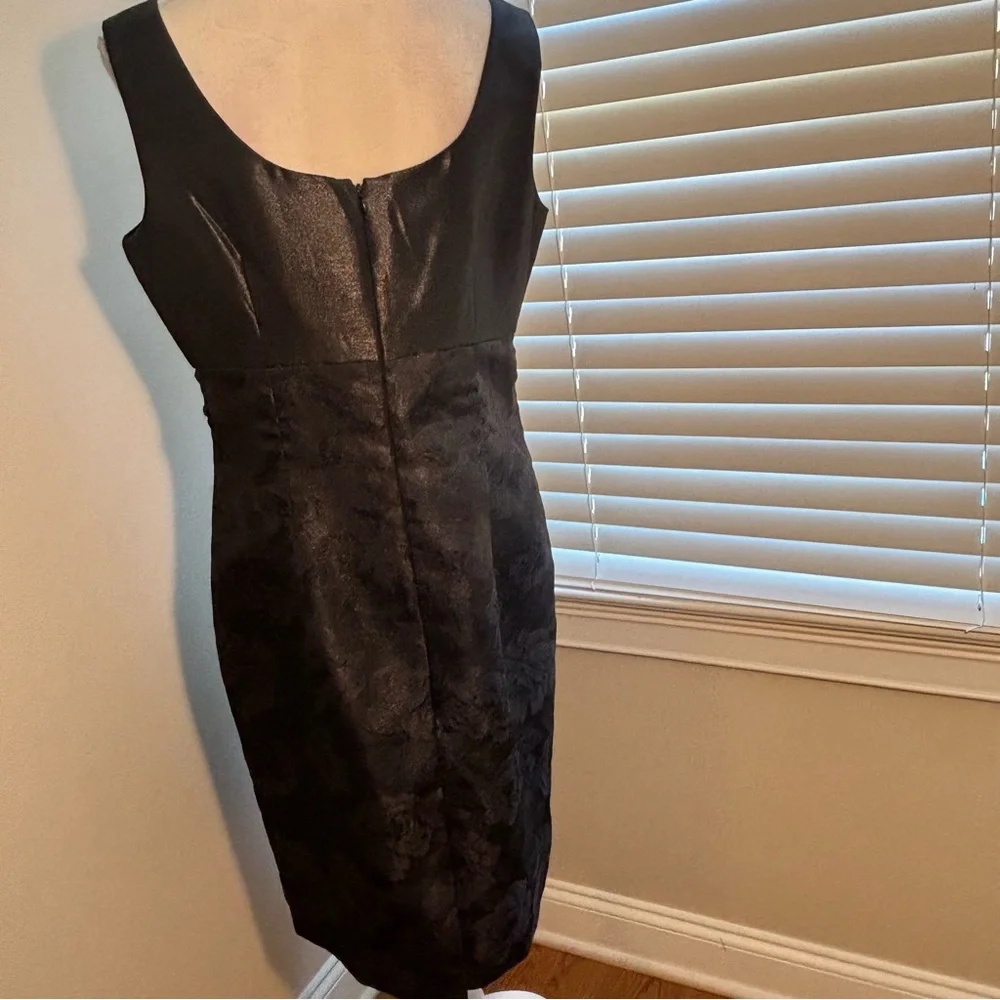 Victor Costa Classy Dress 12 - Picture 4 of 7